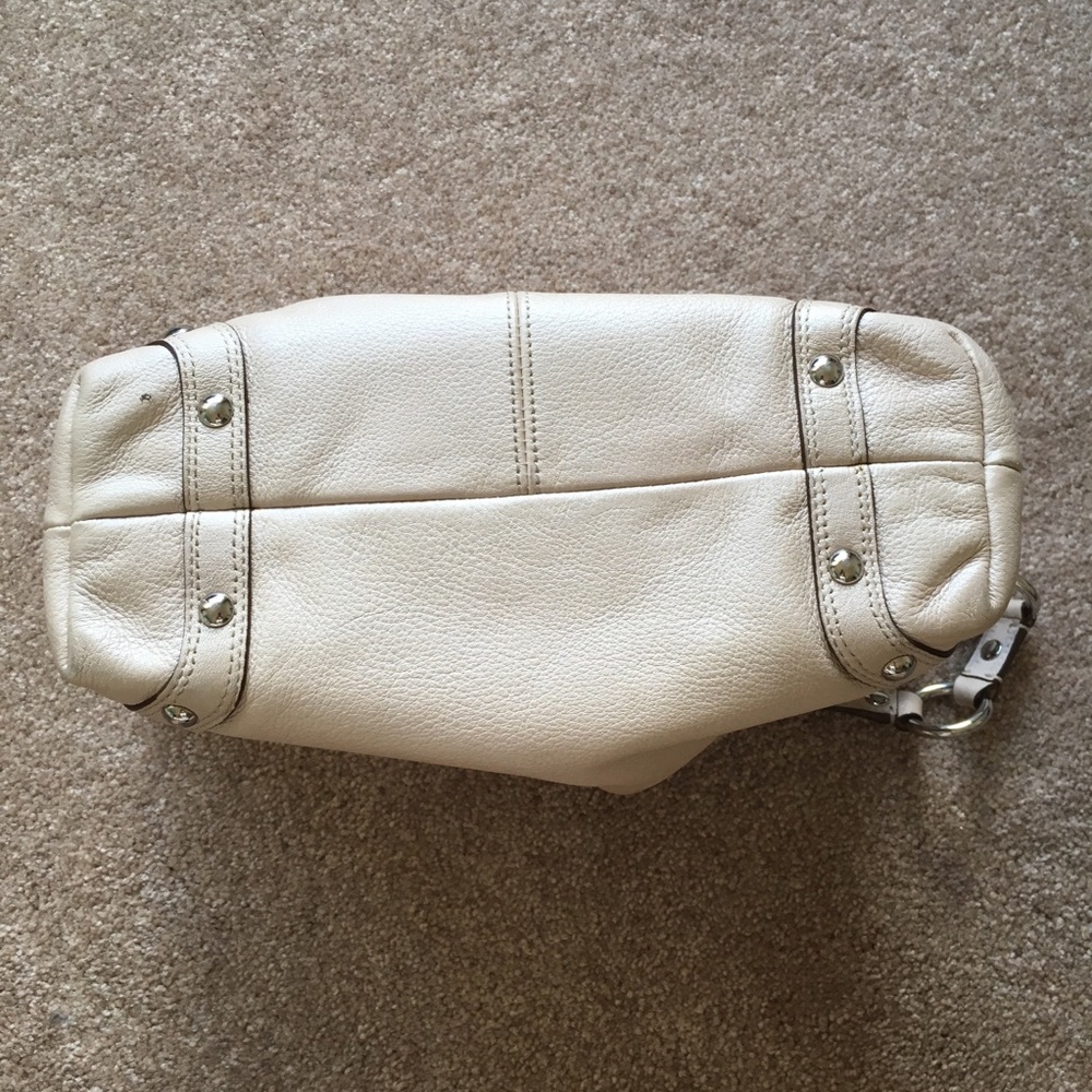 Coach Shoulder Bag - Picture 4 of 4
